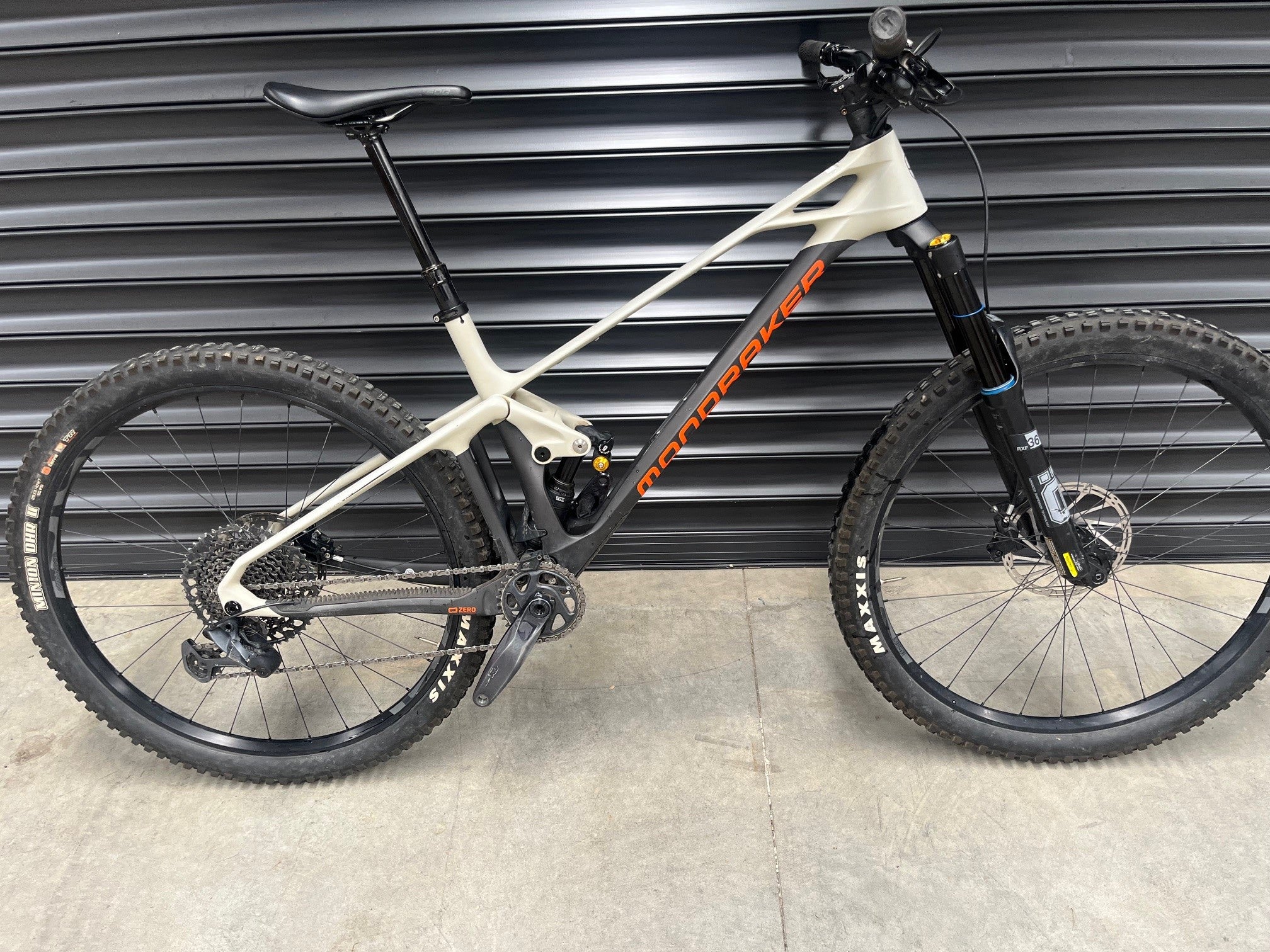 EX-DEMO FOXY CARBON RR
